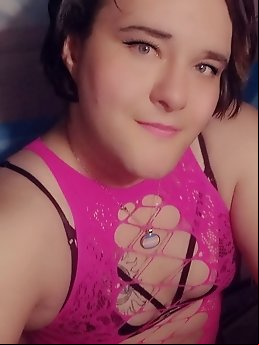 Beautiful transsexual prostitute in high quality porn photos.