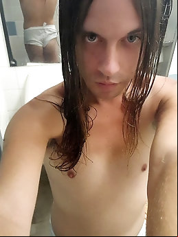 Lexiee loves to be fucked