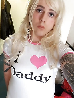 Insatiable shemale tarts want to have sex with you