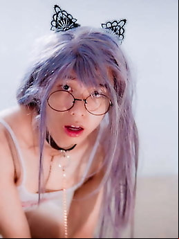 Shannon Rogue: Sexy Trans Grooby Girl