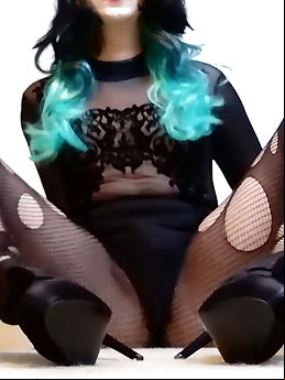 Classy-looking tgirl girlfriends are cheating like a pro